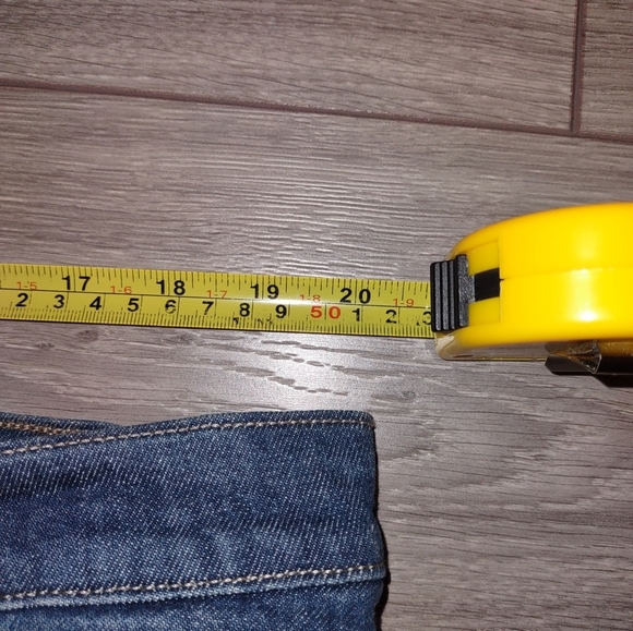 Levi's bedazzled jean skirt - Picture 3 of 9